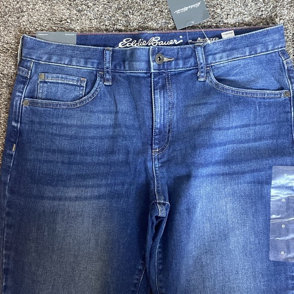 Eddie Bauer Boyfriend Jeans Slim Regular sz 8 NWT - Picture 2 of 8